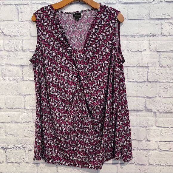 Worthington Print V-Neck Sleeveless Blouse‎ - Picture 1 of 5